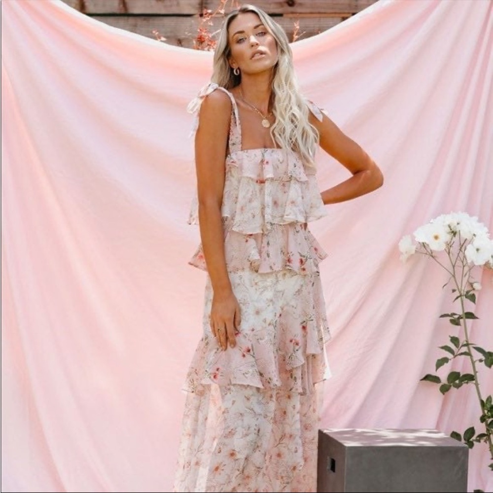 Vici tiered floral dress